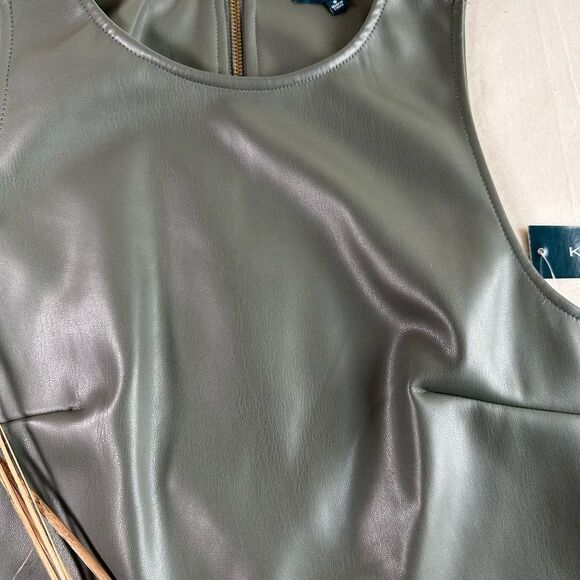 Dark Olive Vegan Leather Crop top S - Picture 6 of 6